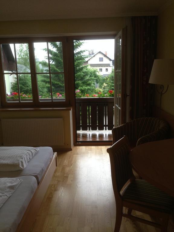 Peterwirt Hotell Bad Mitterndorf Exteriör bild